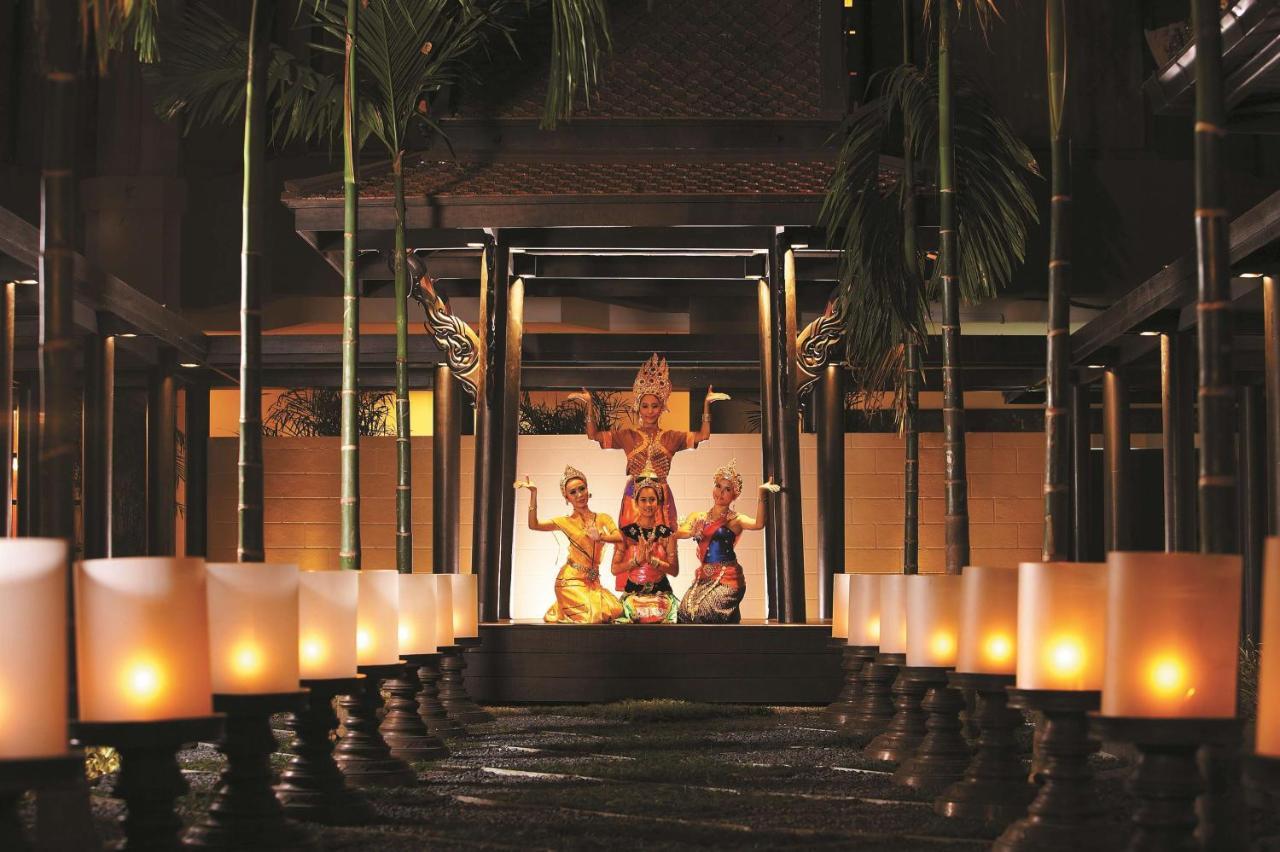 Shangri-La Bangkok Hotel Exterior photo